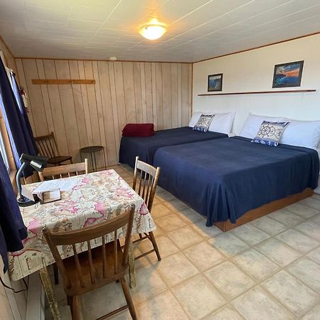Chalets Bernatchez Mont Saint Pierre Bagian luar foto