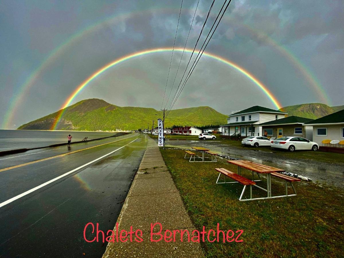 Chalets Bernatchez Mont Saint Pierre Bagian luar foto