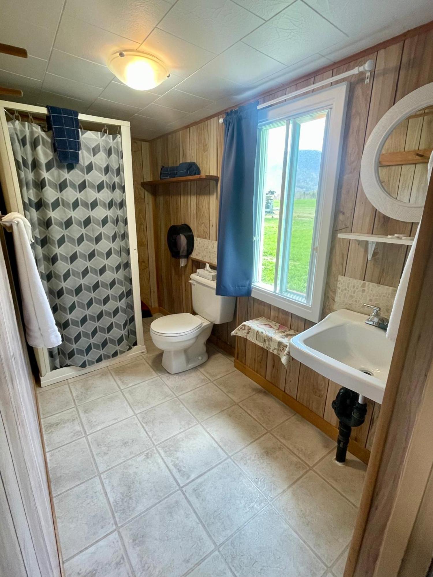 Chalets Bernatchez Mont Saint Pierre Bagian luar foto