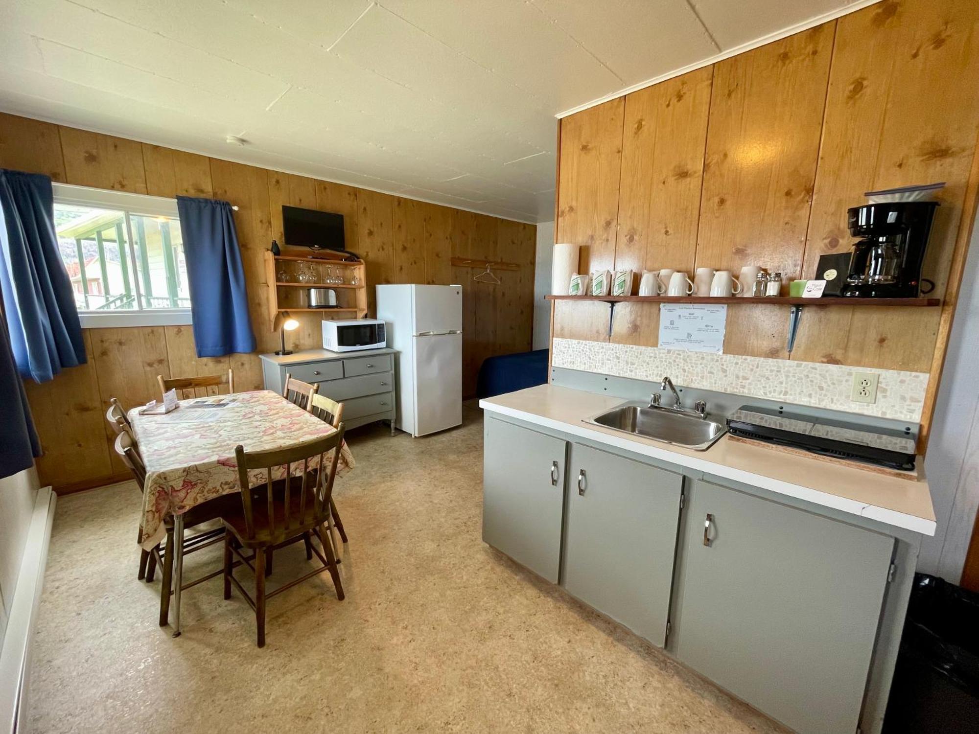 Chalets Bernatchez Mont Saint Pierre Bagian luar foto