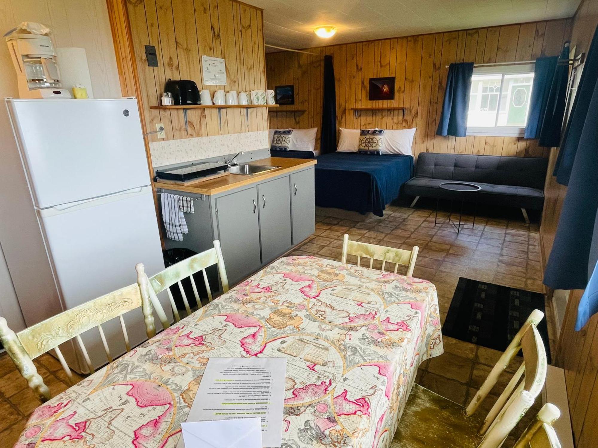 Chalets Bernatchez Mont Saint Pierre Bagian luar foto