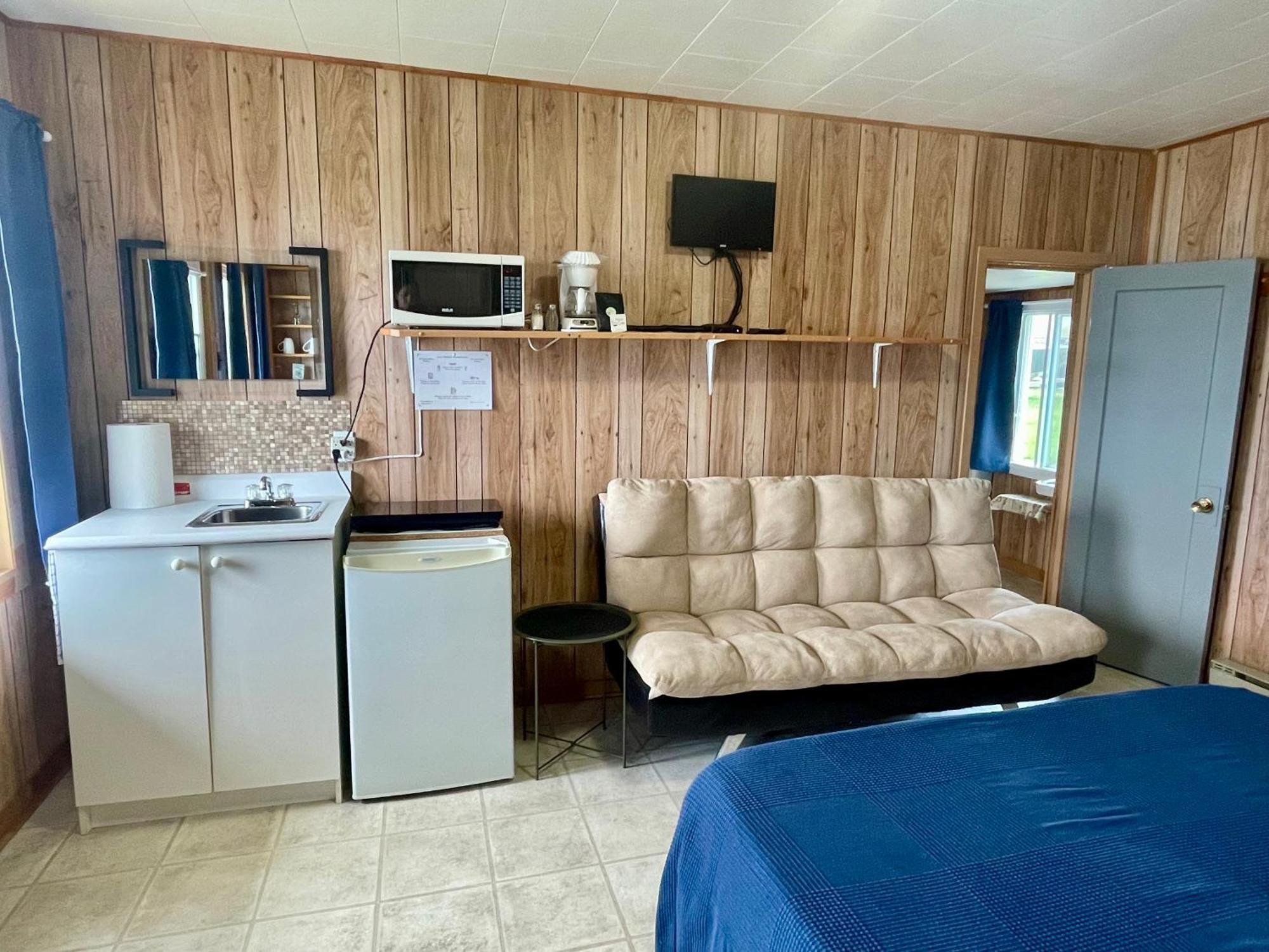 Chalets Bernatchez Mont Saint Pierre Bagian luar foto
